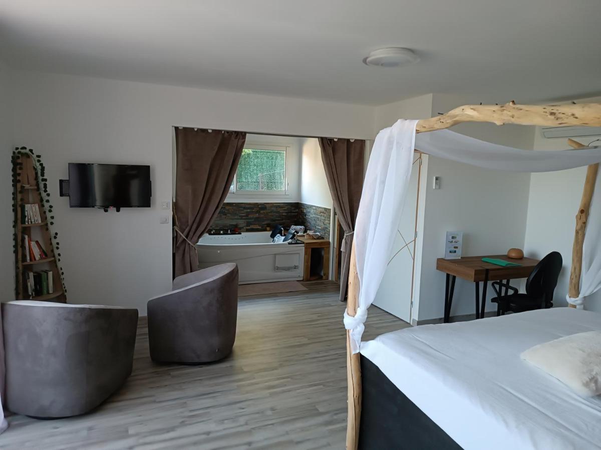 aromathérapie et spa en vallée heureuse à Sorede Sorède Exterior foto