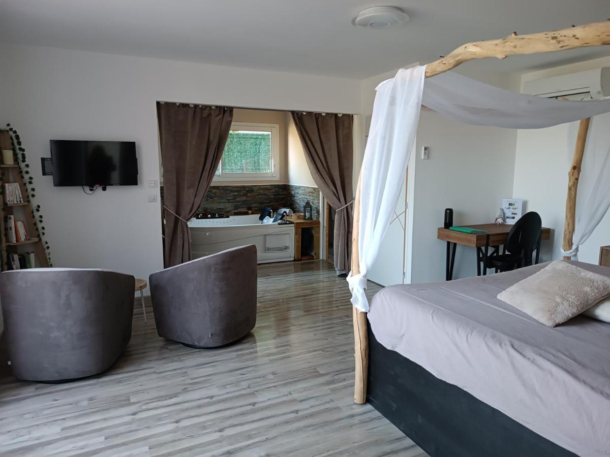 aromathérapie et spa en vallée heureuse à Sorede Sorède Exterior foto